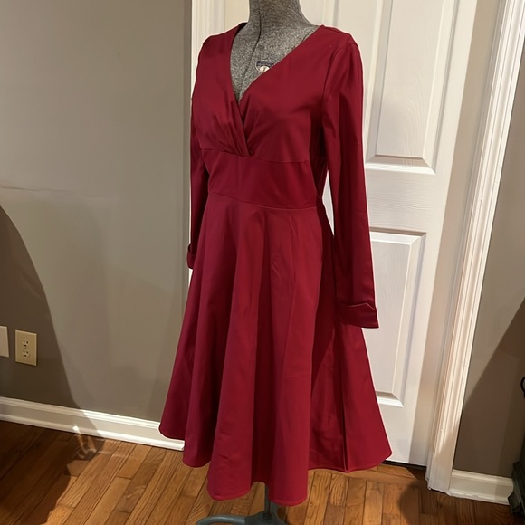 *Last Chance* Crimson MadMen style dress size 10 - Picture 3 of 6